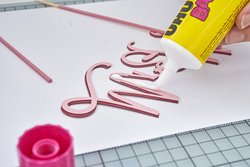 UHU Colle pour loisirs créatifs, sans solvant, tube de 90 g