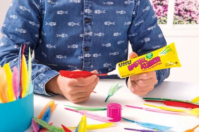 UHU Présentoir scolaire: Colle pour loisirs créatifs