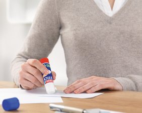 tesa ecoLogo Stick Bâton de colle, sans solvant, 40 g