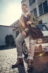 PRIDE&SOUL Sac à bandoulière "Business Sac L", cuir, marron