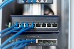 DIGITUS Commutateur Fast Ethernet, 8 ports, unmanaged