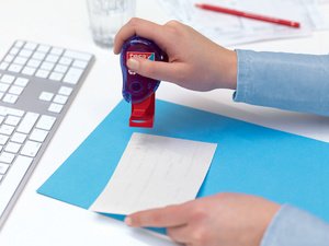 tesa ecoLogo Tampon de colle, 1.100 pastilles adhésives