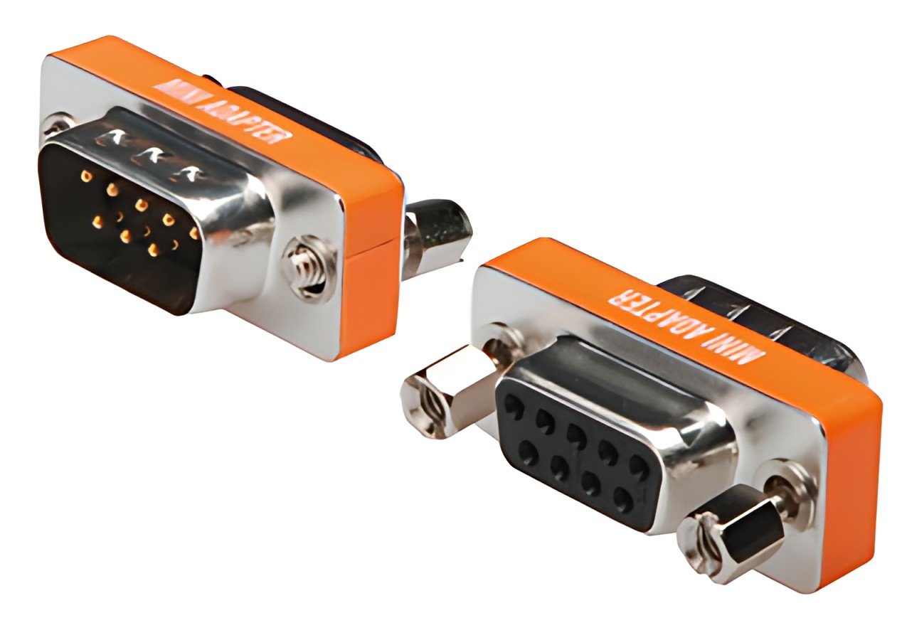 DIGITUS Adaptateur null modem, Sub-D 9 broches, mâle-femelle
